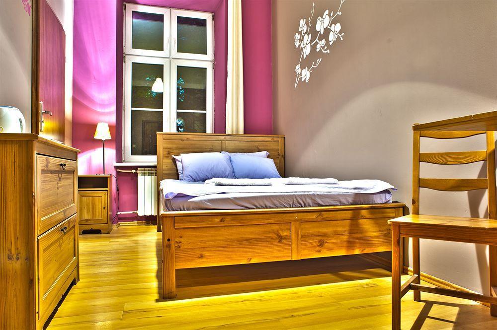Nathan'S Villa Hostel Varšava Exteriér fotografie