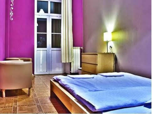 Nathan'S Villa Hostel Varšava Exteriér fotografie